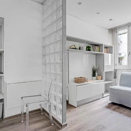 Apartment Cc8 -brera-isola- Modern - - Wifi