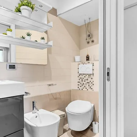 Daire Cc8 -brera-isola- Modern - - Wifi *