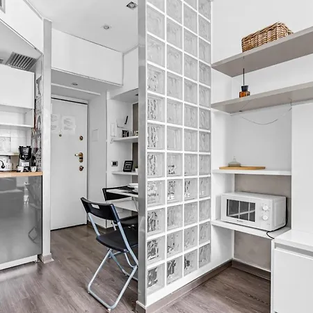Cc8 -brera-isola- Modern - - Wifi 밀라노