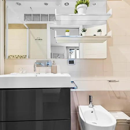 Cc8 -brera-isola- Modern - - Wifi Daire *